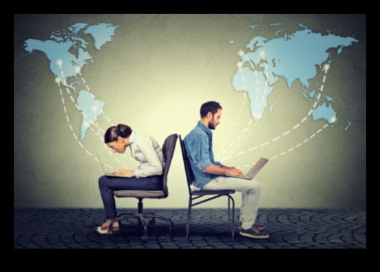 Conversații în spațiul de conținut Construirea relațiilor prin intermediul media digitală 4 Conversații în spațiul de conținut: construirea de relații prin media digitală