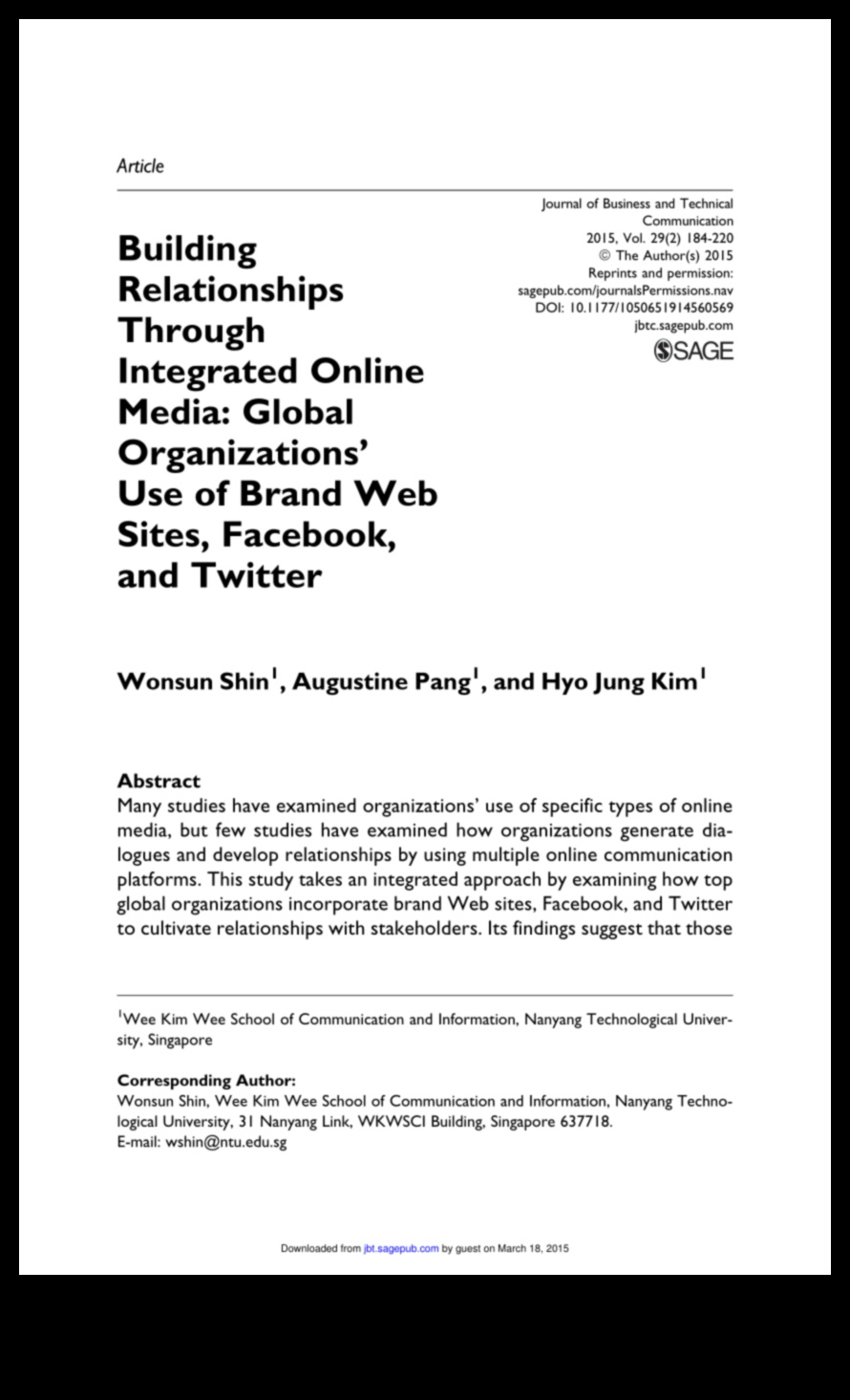 Conversații în spațiul de conținut Construirea relațiilor prin media digitală 2 Conversații în spațiul de conținut: construirea de relații prin media digitală