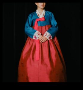 Hanbok Harmony: Îmbrăcăminte tradițională coreeană în artă